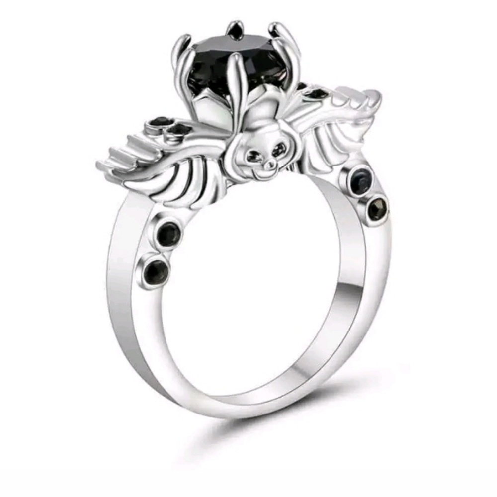 *SALE* New Classic Winged Skull Black Sapphire Solitaire White Gold Ring.
